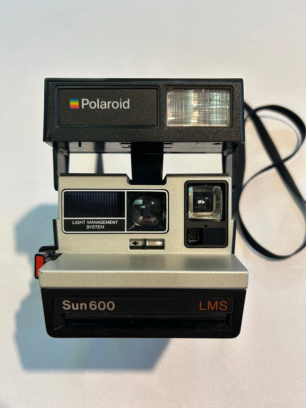 Vintage Polaroid Sun 600 LMS Instant Film Camera with Strap Untested